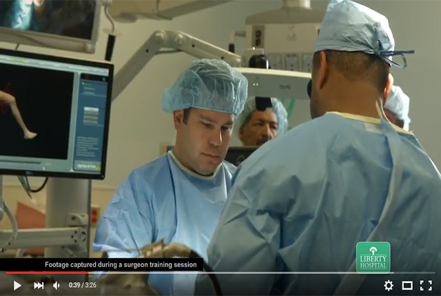 Dr. Niemann performing Mako surgery at Liberty Hospital